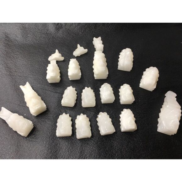 Marble Chess Pieces White Stone Carved Figurines Set Of 16‎ - Picture 1 of 11